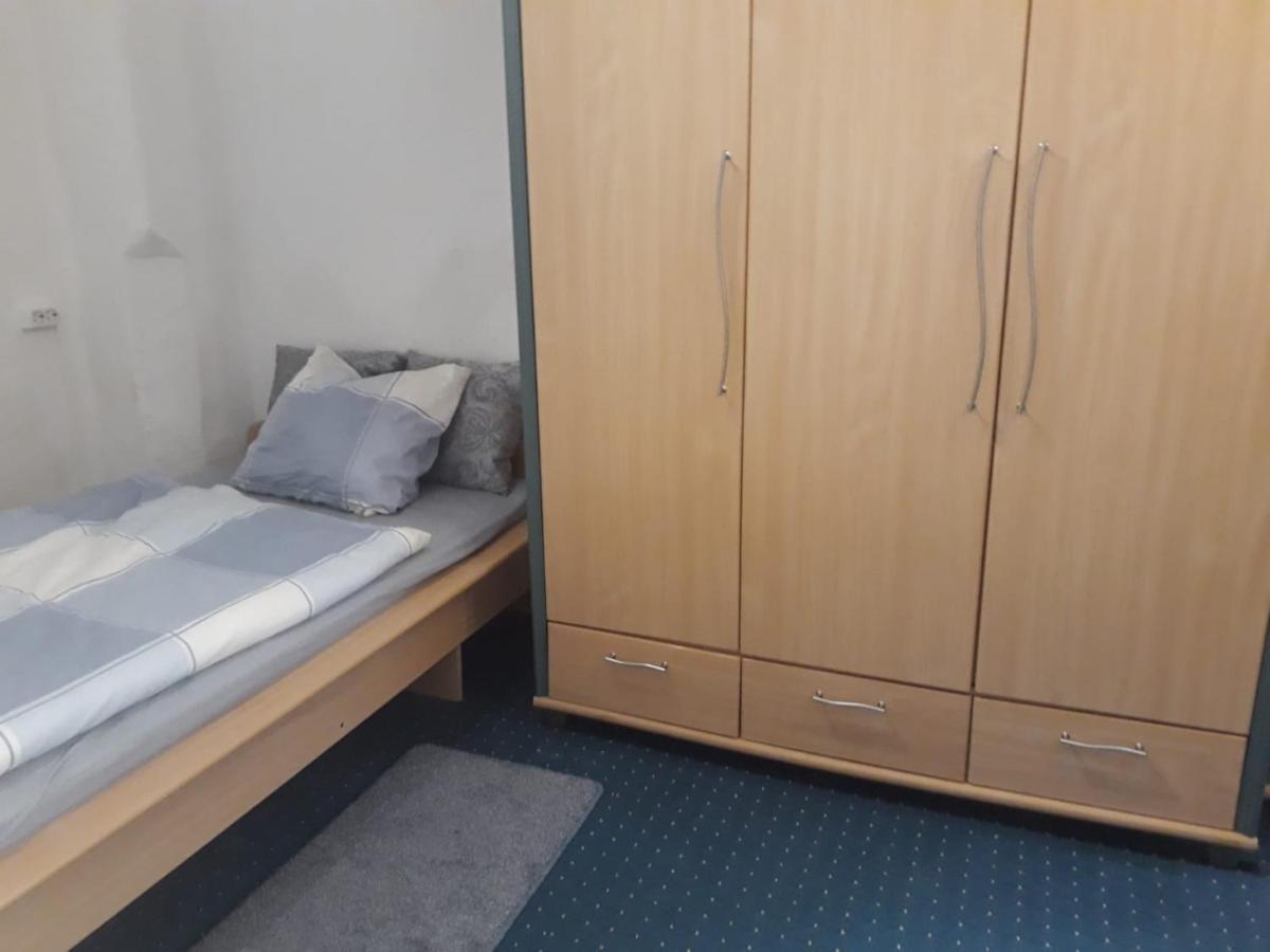 ماينتس Roter Backstein Apartment 4 المظهر الخارجي الصورة
